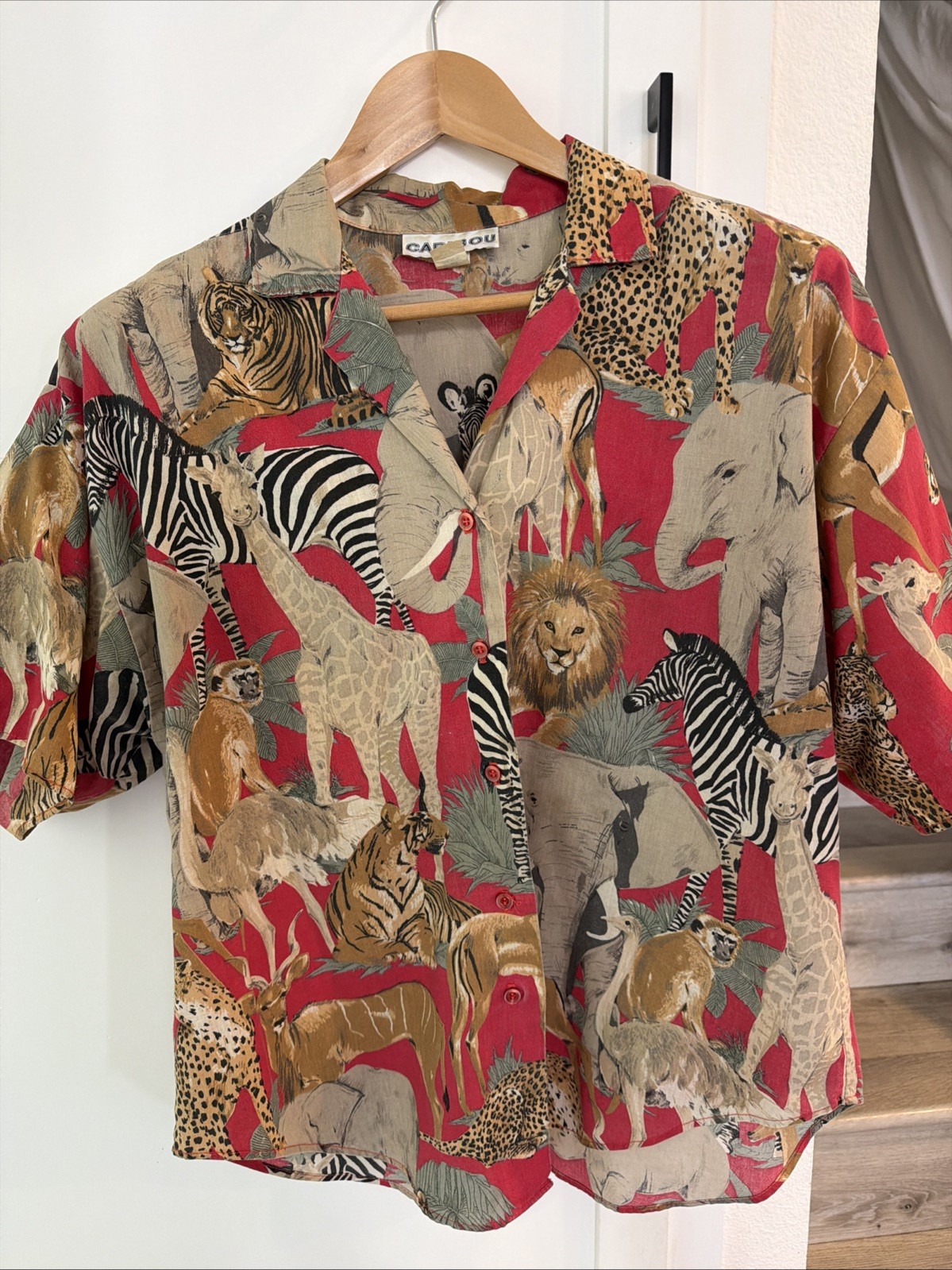 VTG Caribou Animals Print Women’s Button Down Shirt Size 14 USA Unisex Safari