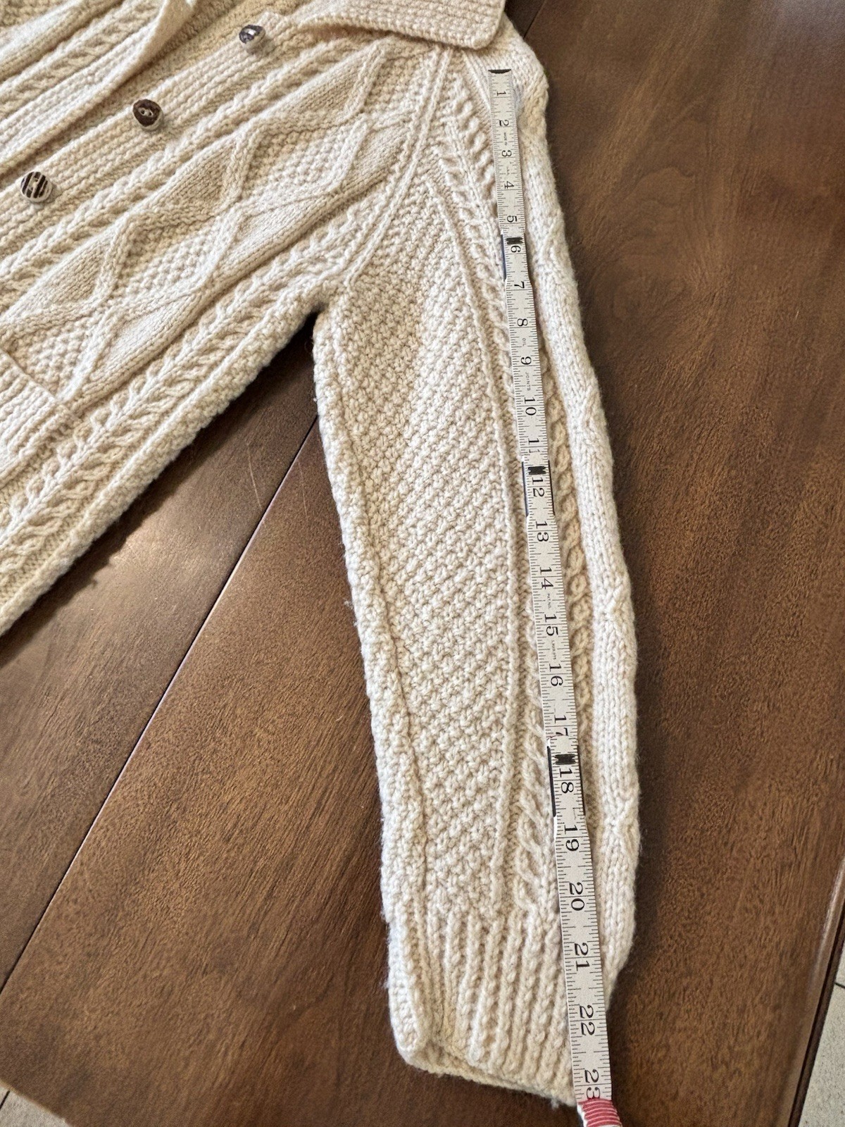 VTG 1970s Sweater Ivory Cream Cable Knit Cardigan Button XS B32″