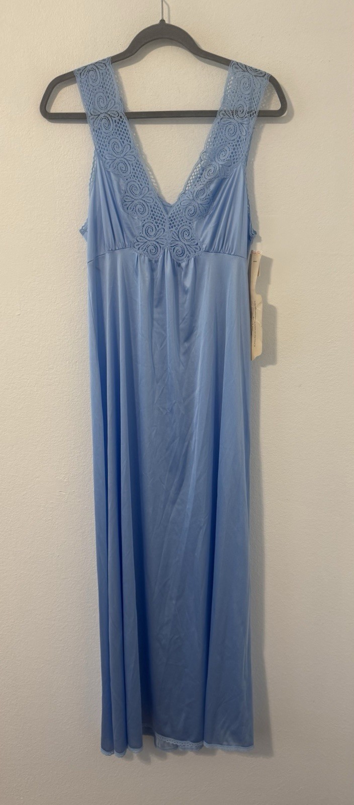 Vintage Vanity Fair Nightgown DuPont Nylon V Neck Lacs Trim NWT Deadstock Small