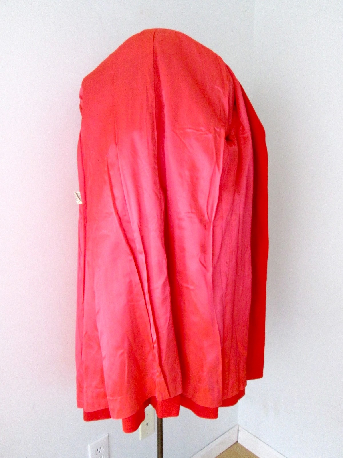 VGC Vtg 60s Mod Tomato Red Wool Knit Double Breasted Military Coat Back Belt S/M