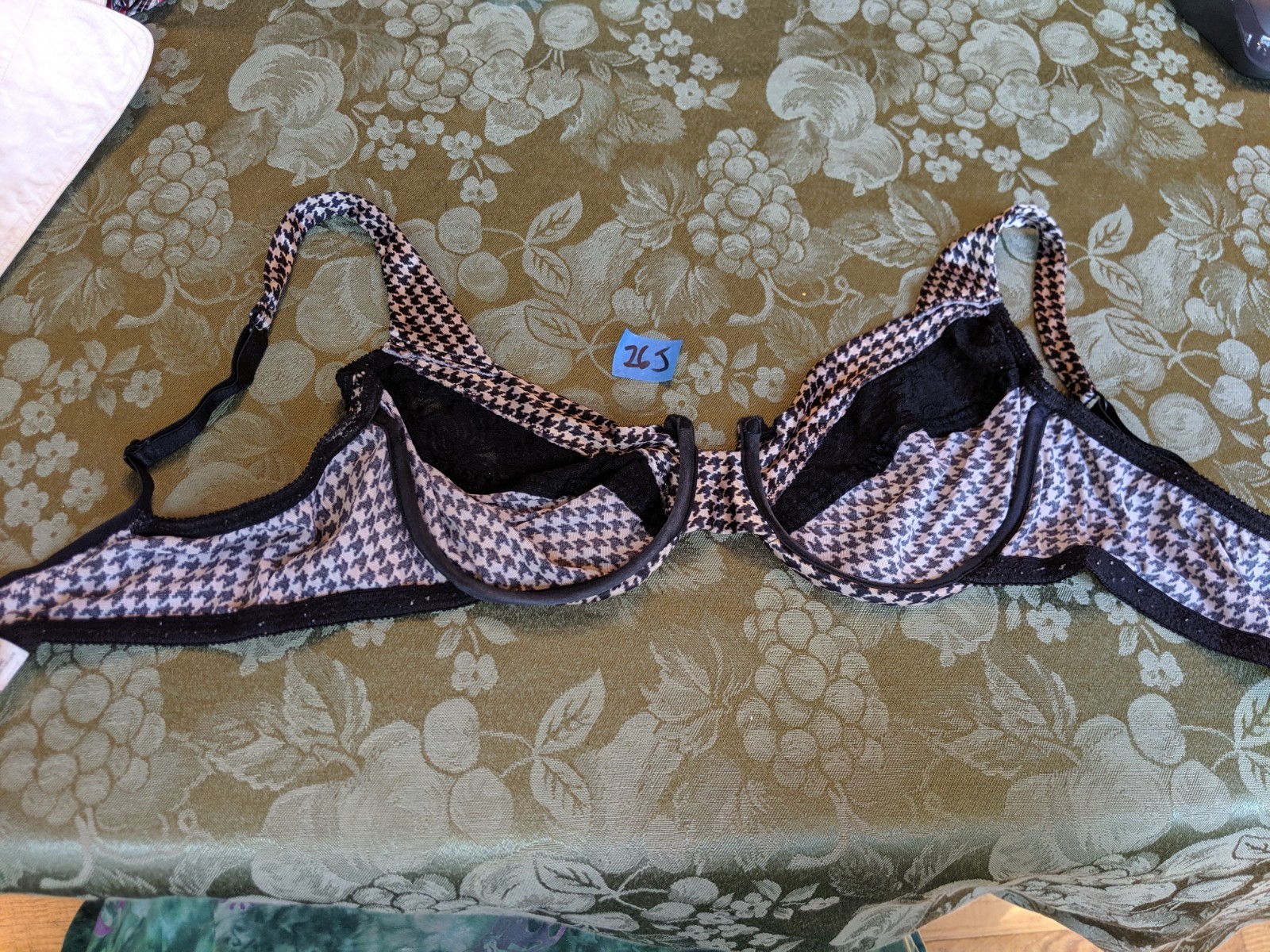 Vintage women’s bra Victoria’s Secret black white check 36C