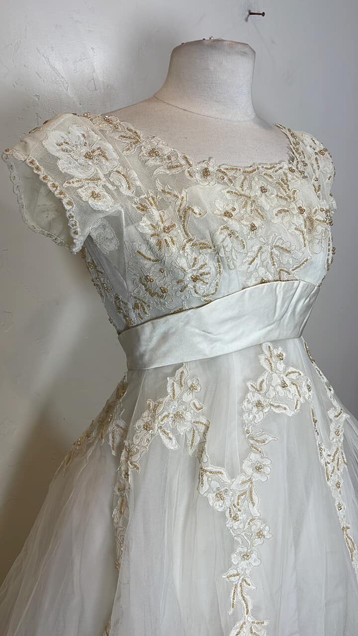 Vintage Stunning 1950’s 1959 Balenciaga wedding gown