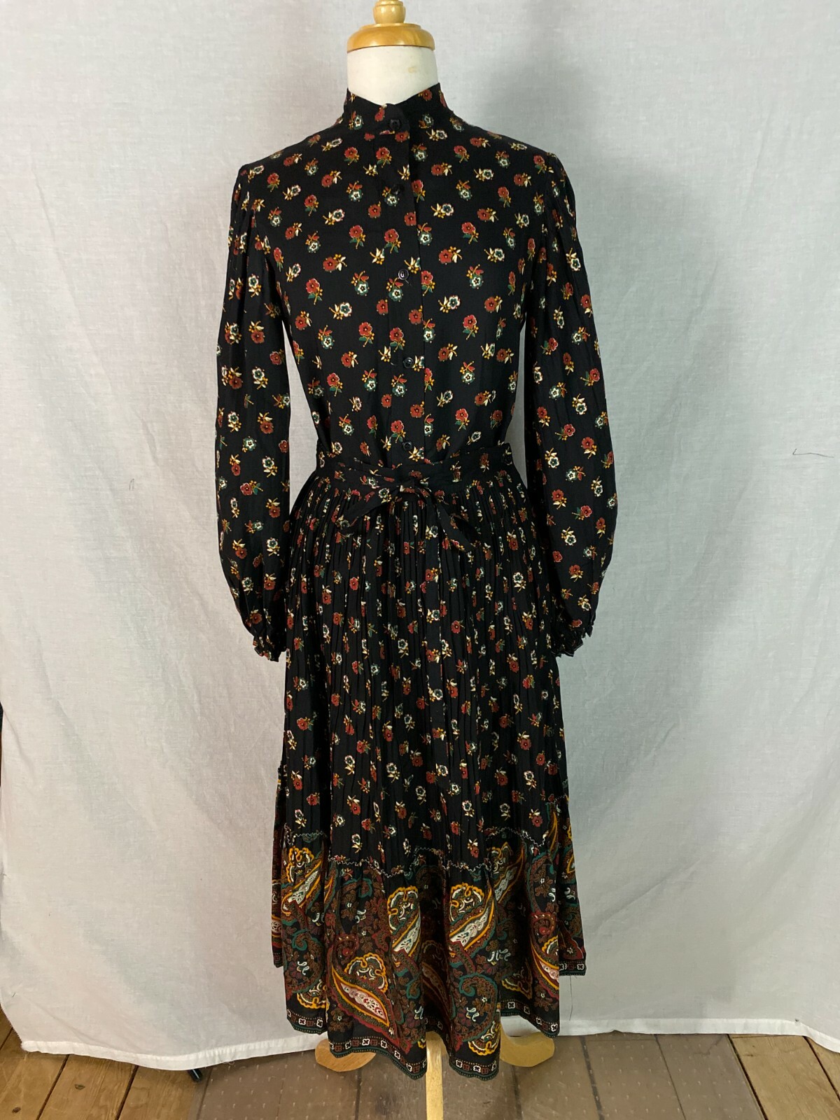 Vtg 70s NON-STOP 2 PC Set Skirt Blouse Puffy Sleeve Black Floral Paisley Hippy M
