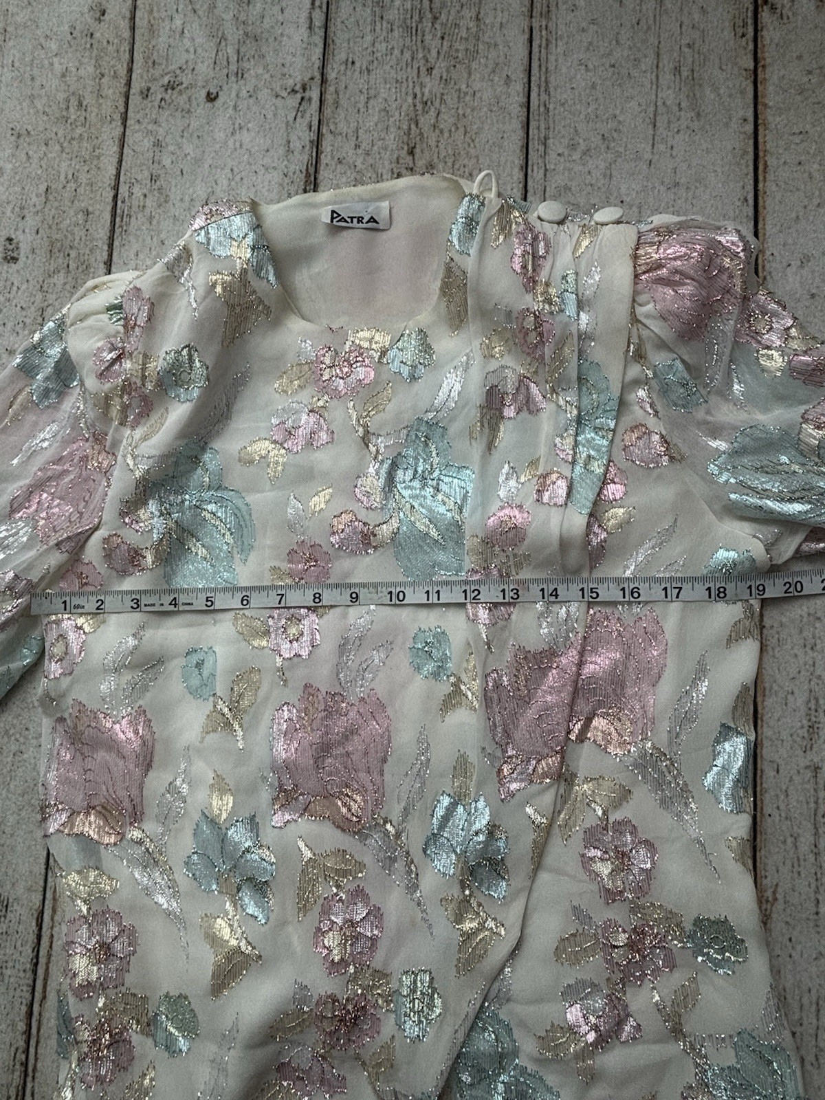 Vintage Patra women’s Dressy wrap Blouse floral metallic shoulder pads size 12