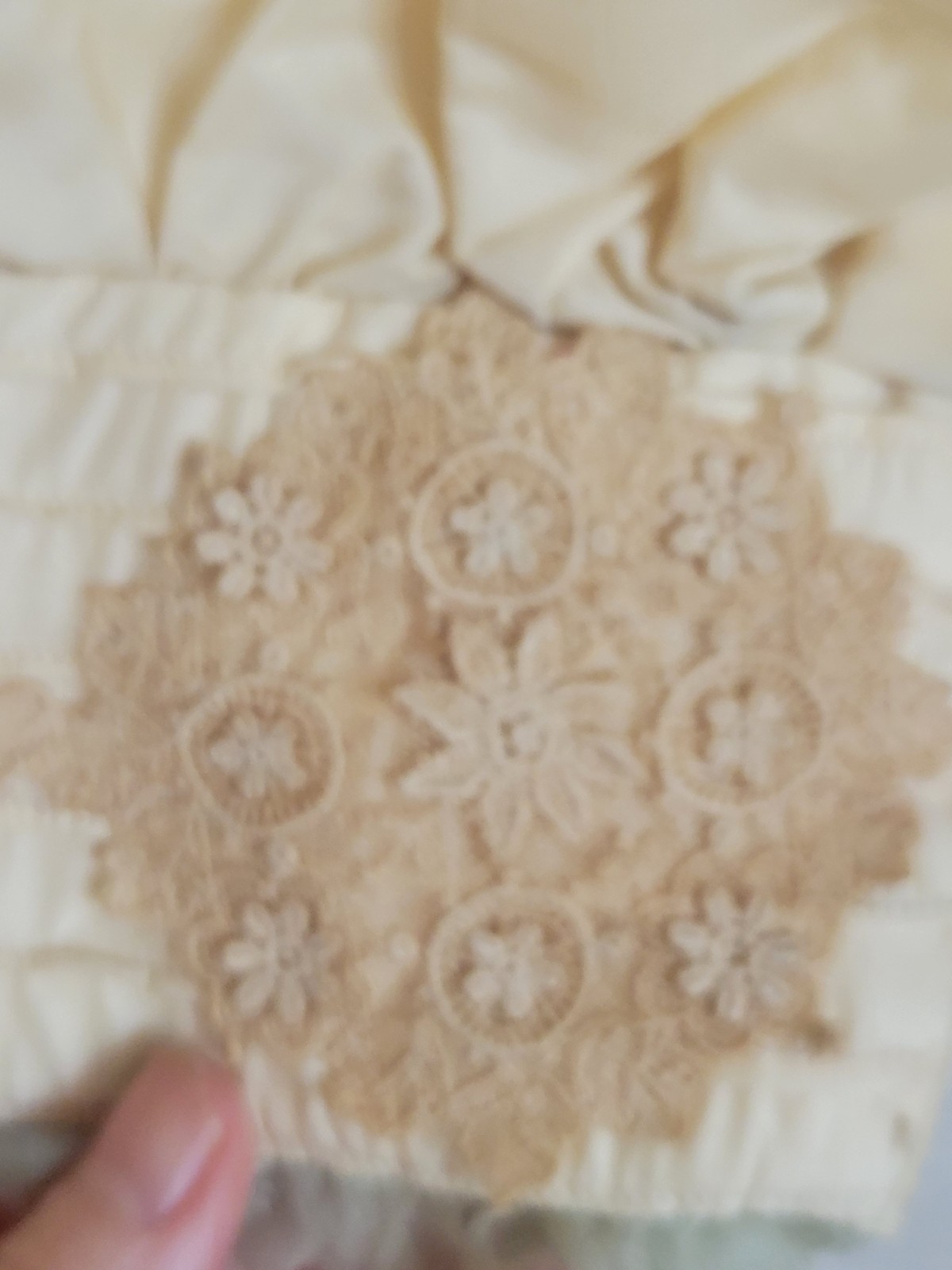ANTIQUE EDWARDIAN BODICE TOP CREAM COLOR WITH LACE DETAILS AS IS COND XS