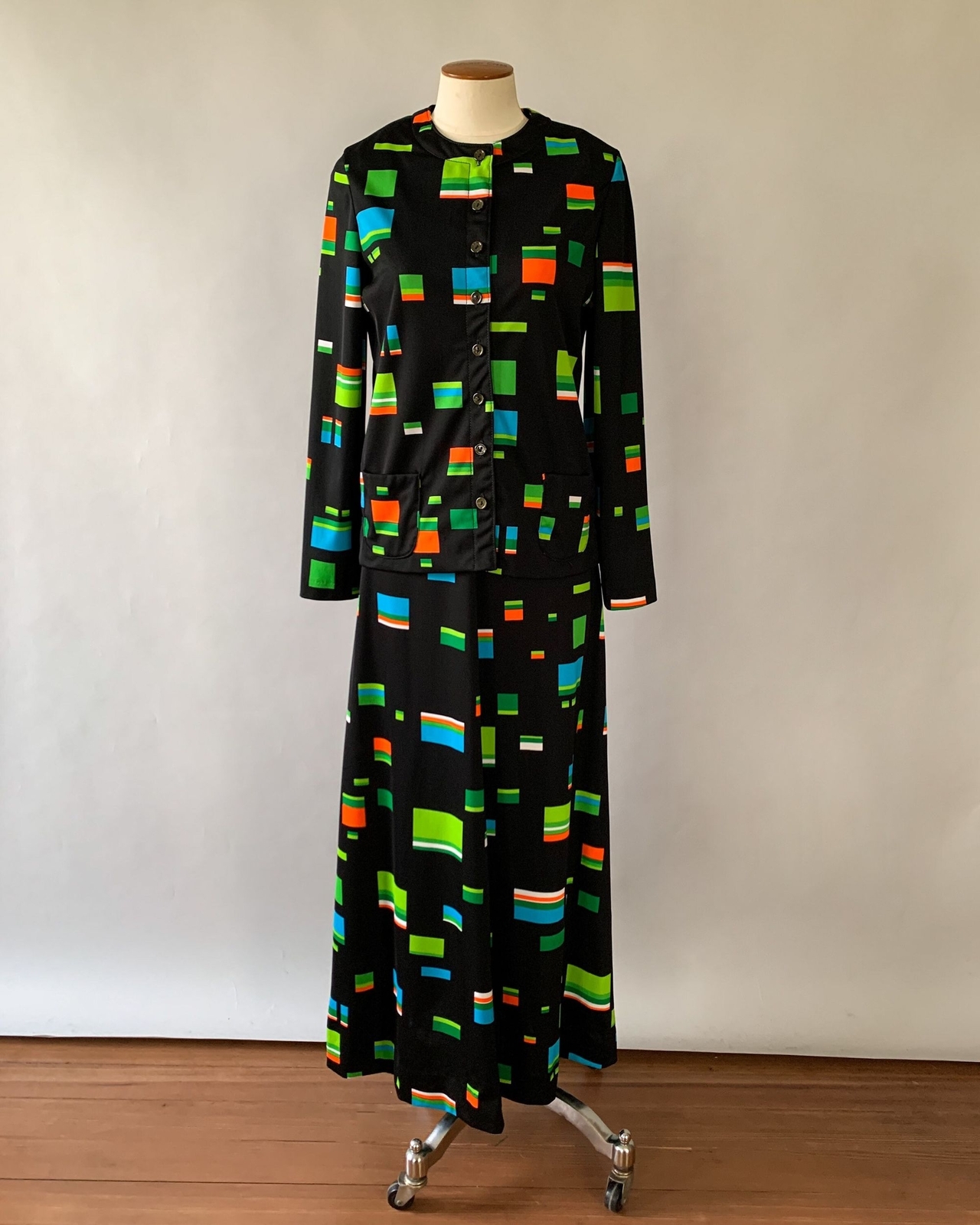 Vintage 1970s Black Green Multi Geometric Sleeveless Maxi Dress Jacket Set S M
