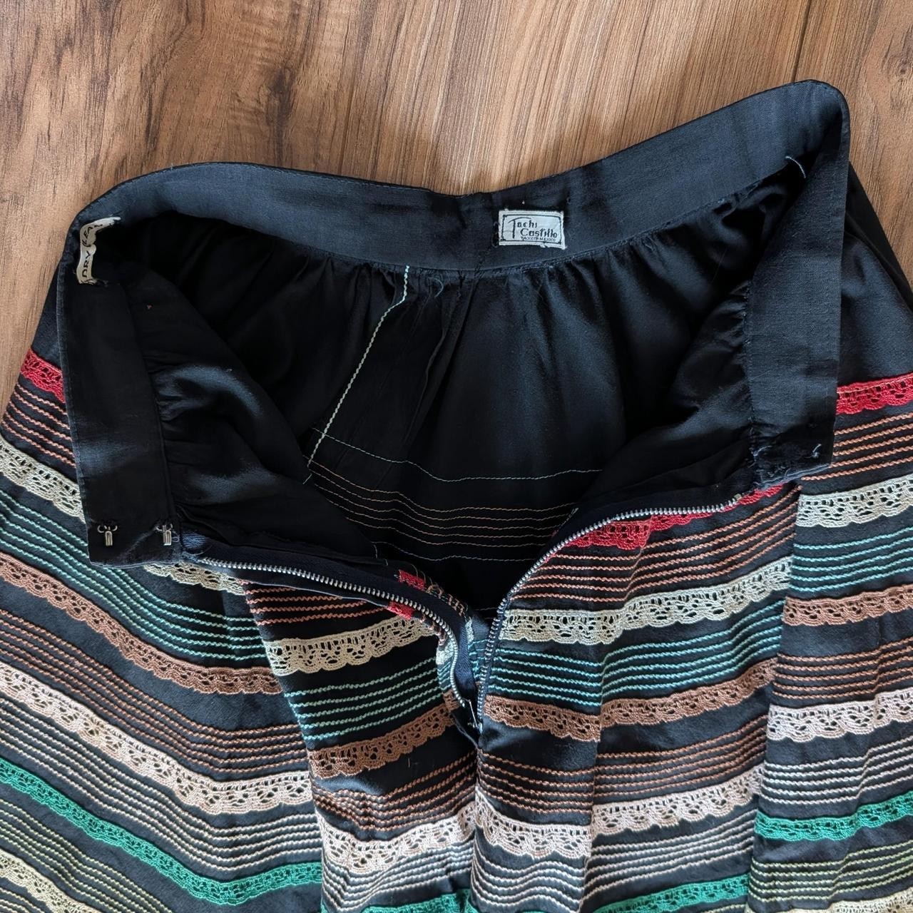 vintage 1950s Tachi Castillo Mexican Folk Art Circle skirt XS