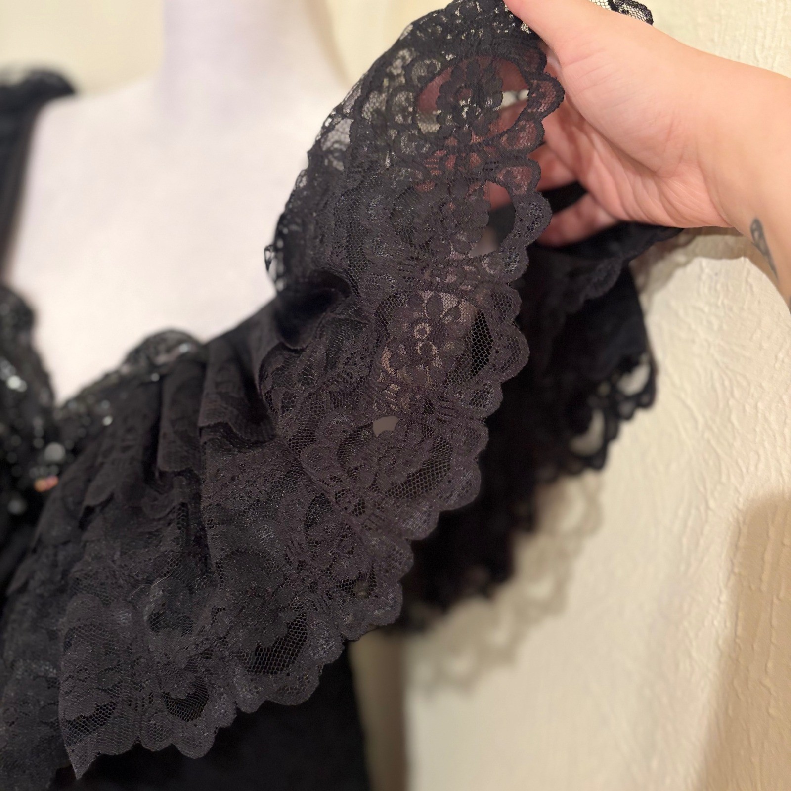 Vintage 80s Black Lace Ruffle Off Shoulder Beaded Bodycon Dress Whimsigoth Sz S