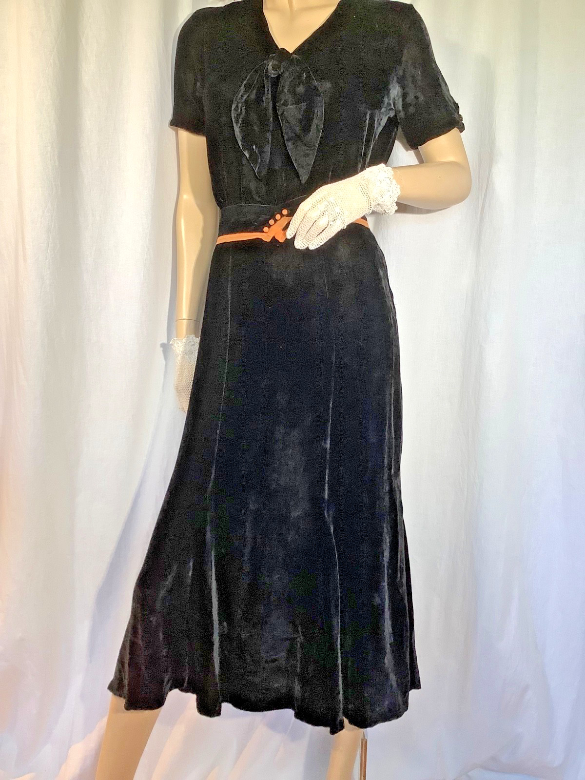 Vintage 30’s silk Velvet dress Black trumpet skirt S film noir Cocktail thin man