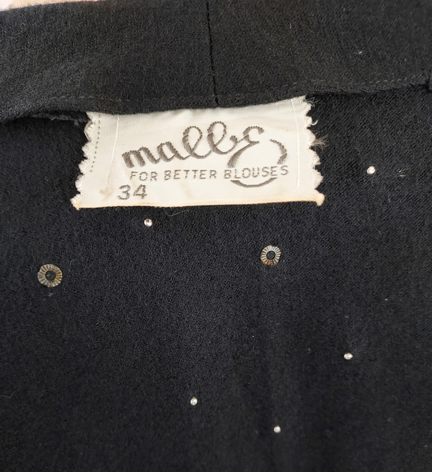 Vintage 1940s/50s Beaded & Rhinestone Sweater Label „Malbe for better blouse’s”.
