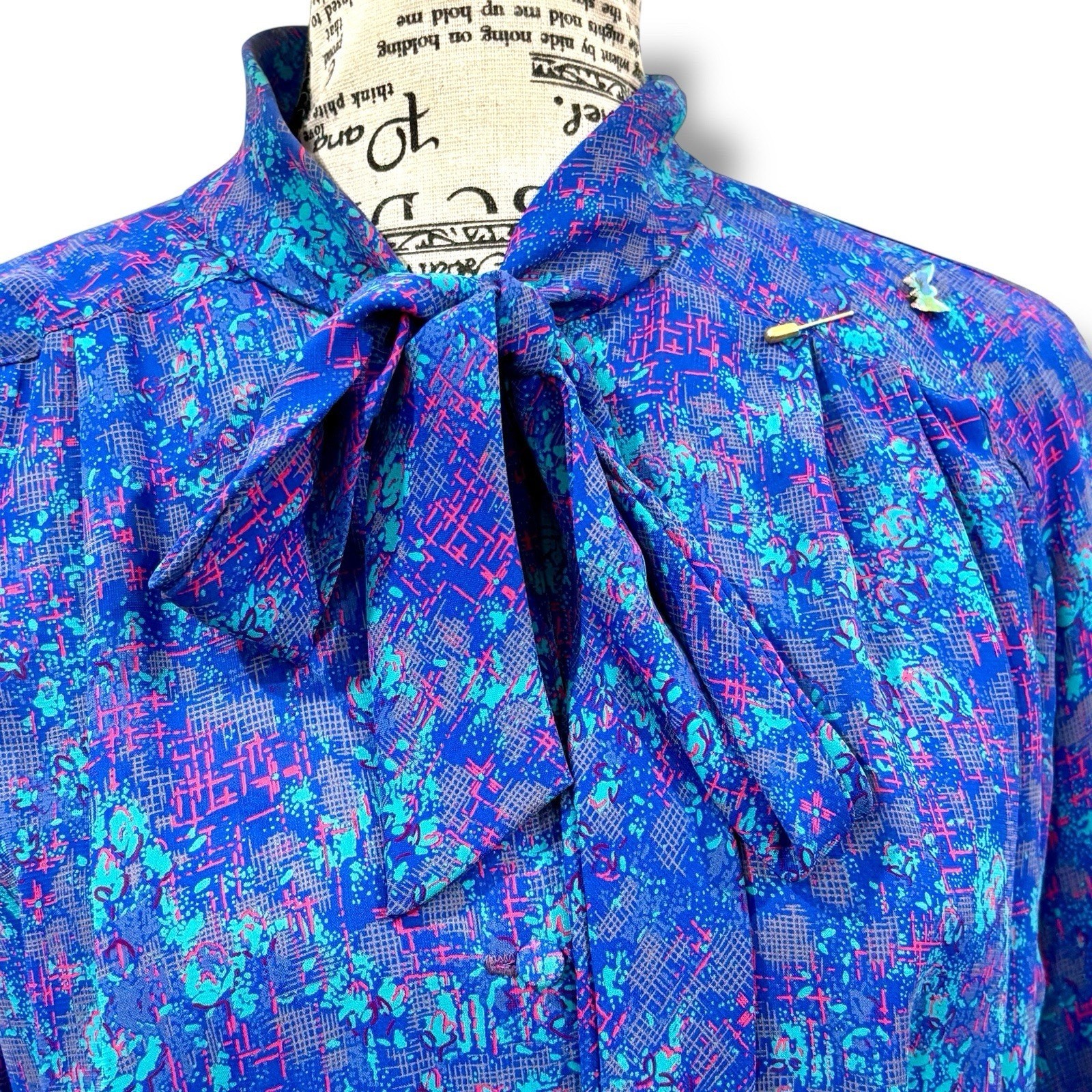 Vintage Willi Size M Blue Belted Midi Dress Brooch USA Secretary
