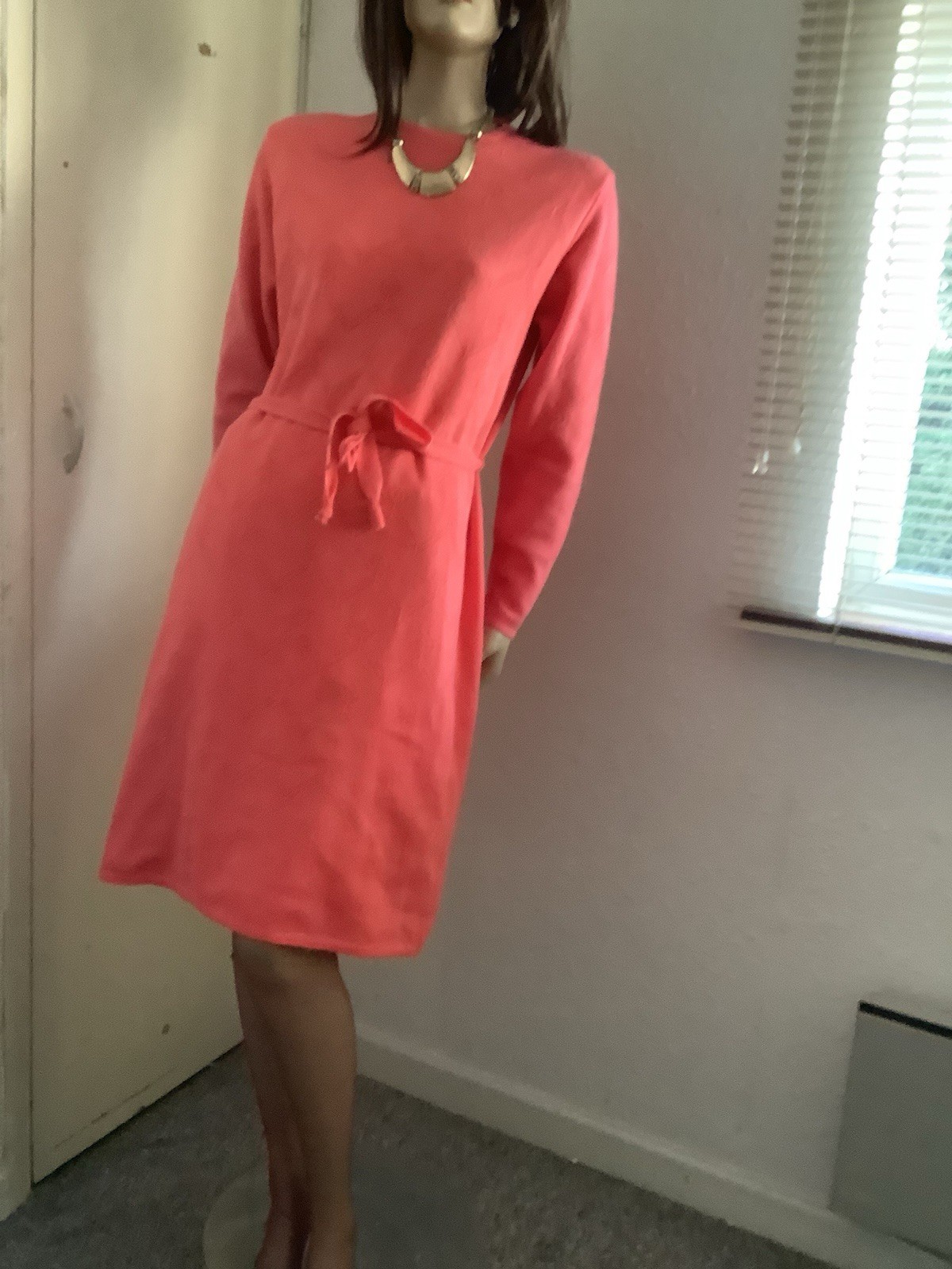 Vintage 1970s Coral Salmon Pink Knitted Dress 16