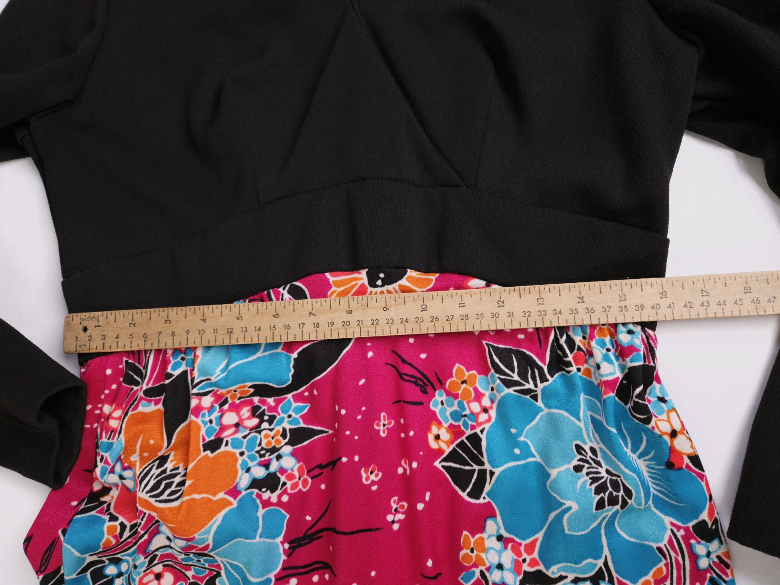 1960s True Vintage Black Pink Vibrant Floral Mod Dress Womens S/M