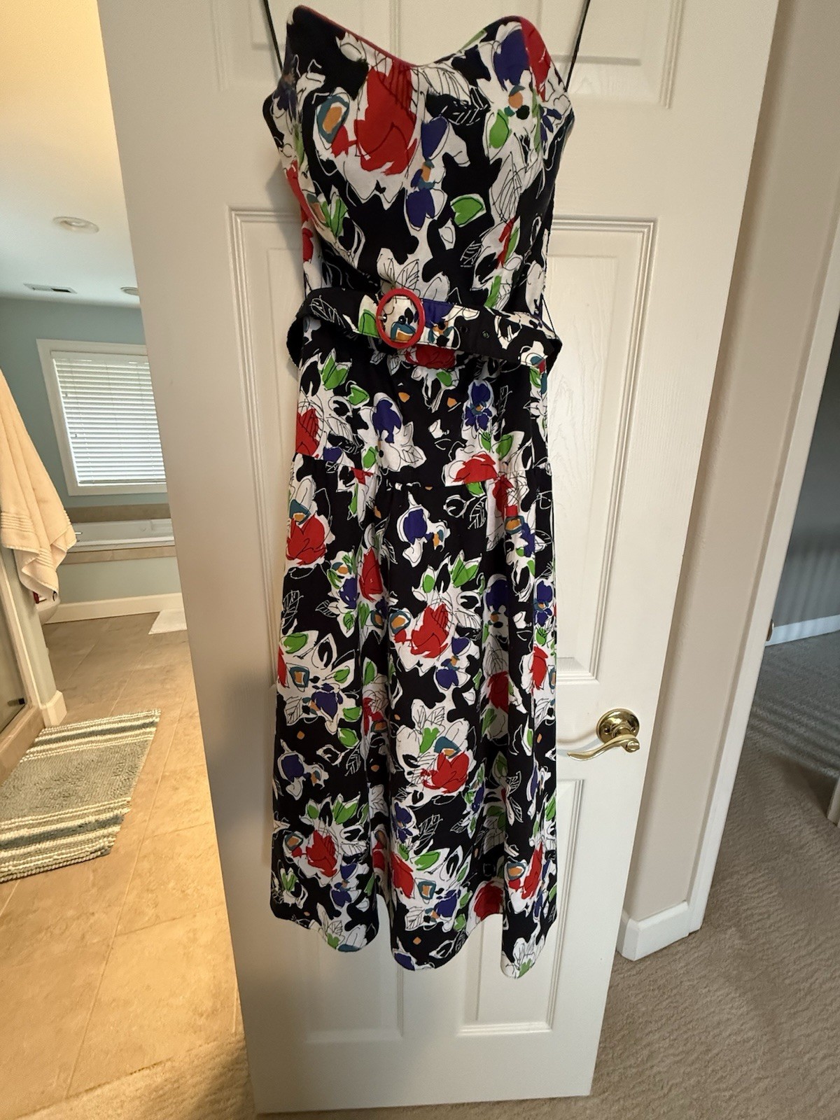 VTG 80s Strapless Belted Drop Waist Floral Dress Black Red White Bold Spring 10