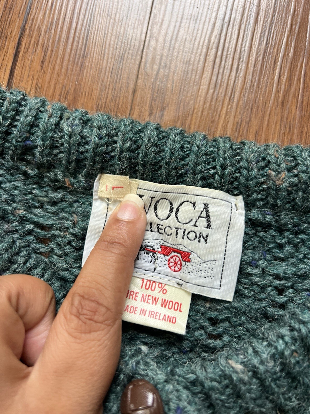 Vintage Avoca Collection Sweater Cardigan Large Green Wool Chunky Button Ireland