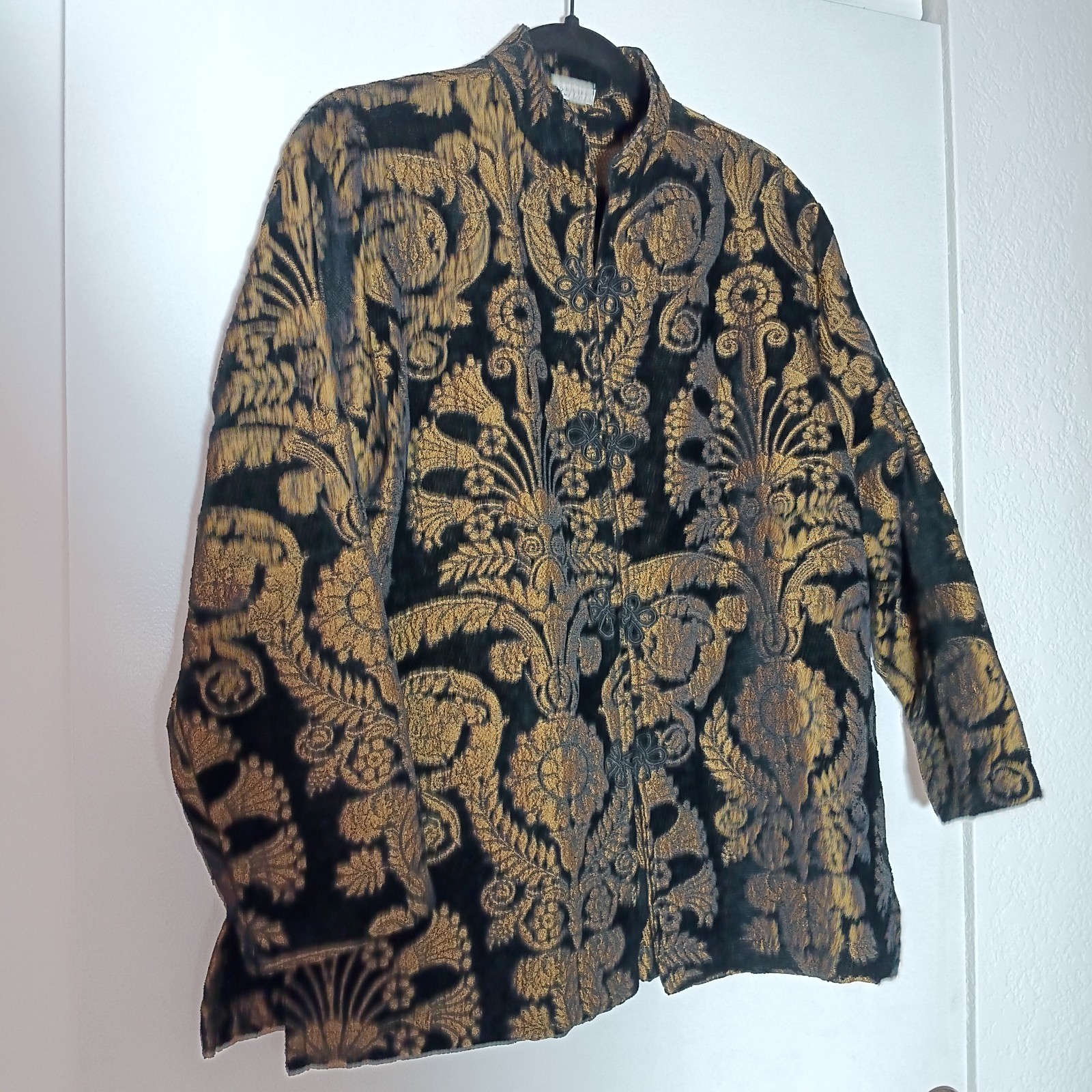 Baroque Rococo Style Y2K BROCADE Jacket M black Gold Floral Ornate Luxous Vtg