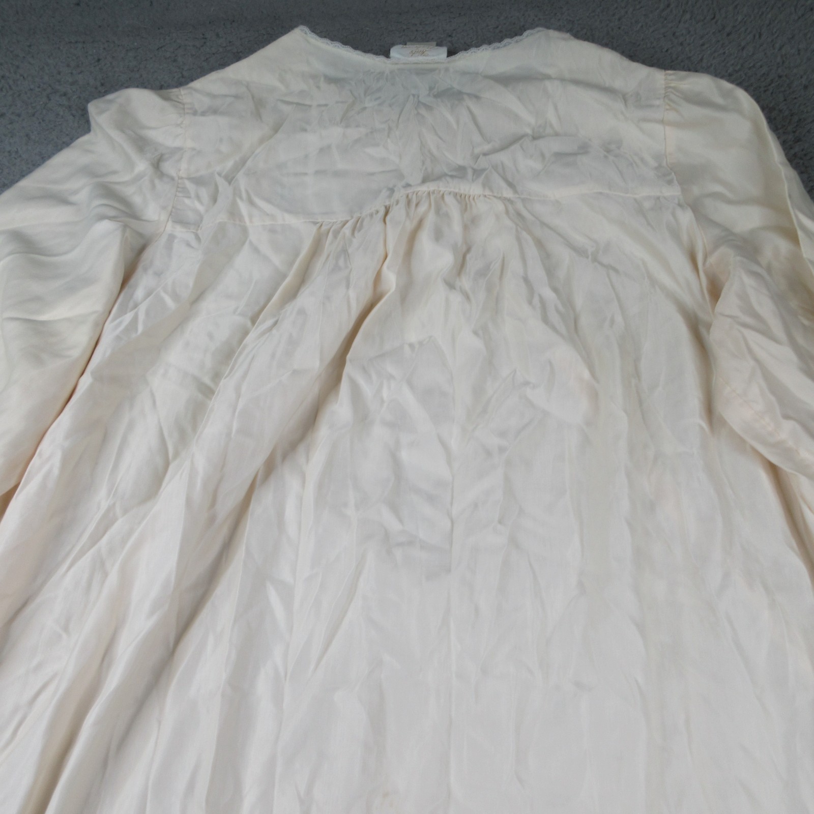 Vintage Lady Barbizon Nightgown Womens XL Beige Long Sleeve Sleepwear