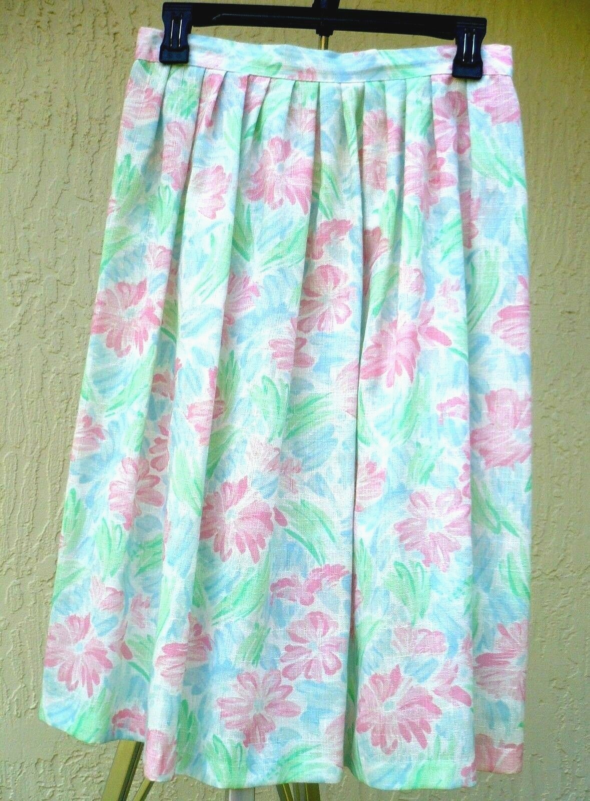 VTG TR BENTLEY US S M FEMININE IVORY EASTER PASTEL FLORAL BLUE GREEN SKIRT LADY