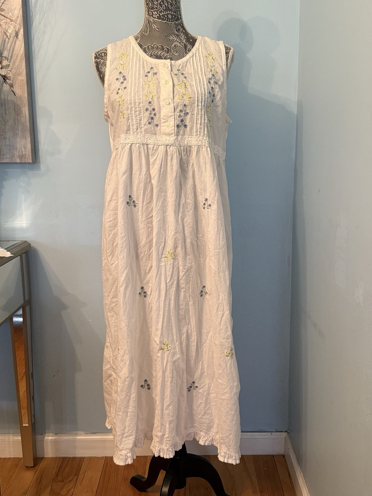 Vintage Women’s Amanda Stewart Intimates Embroidery 100% Cotton Sz Medium