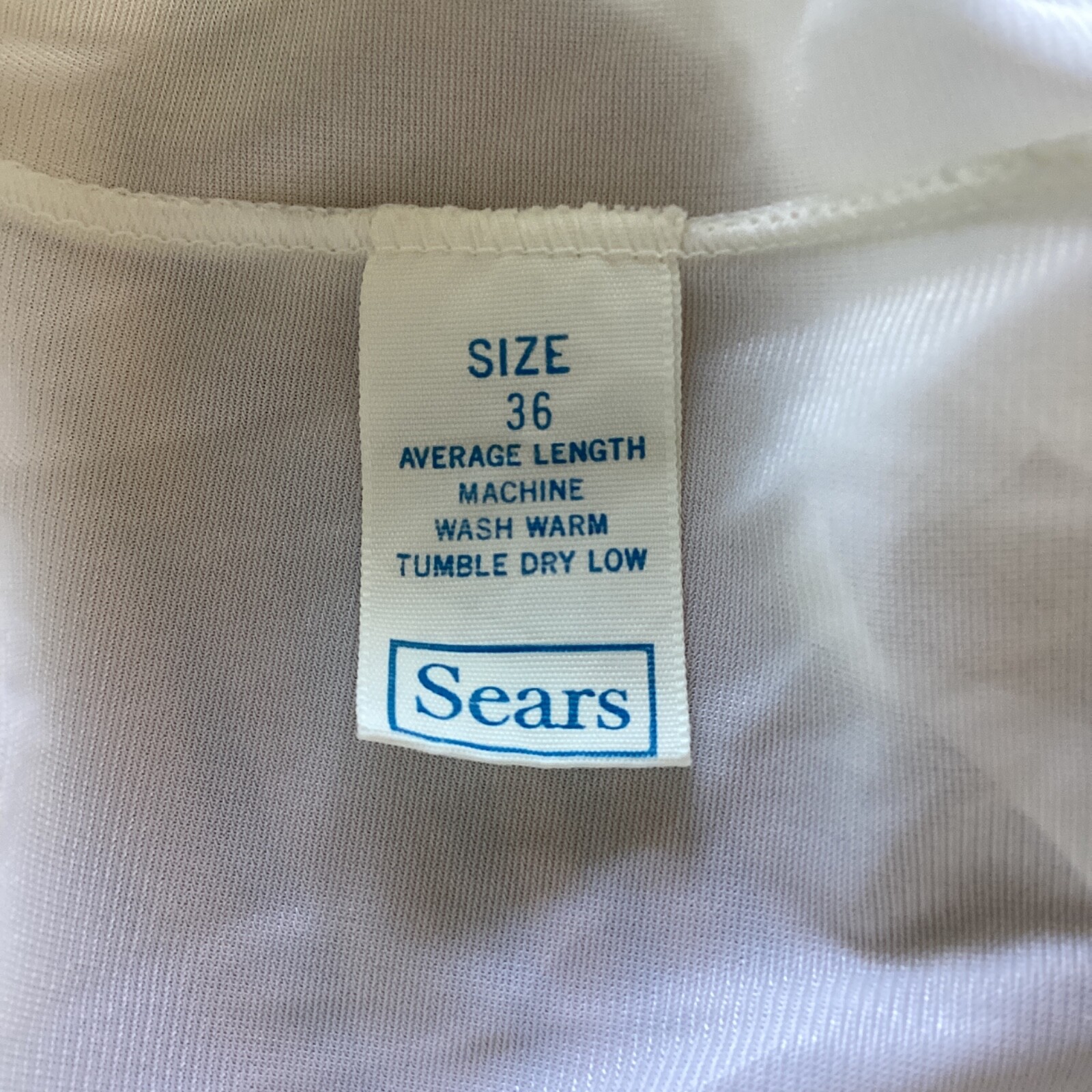 Sears THE-DOESN’T-SLIP Vintage 1960s Non-Cling Nylon Lace 36 Average
