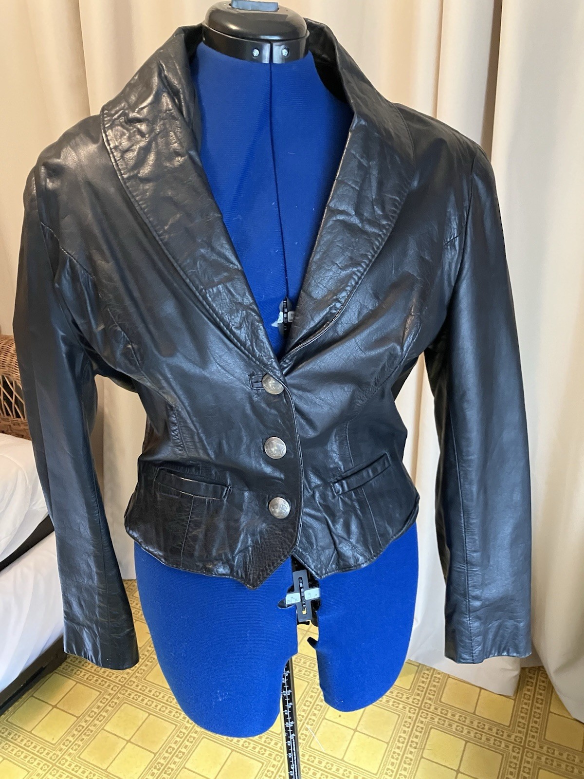 VTG 80’s Cooper Black Leather Women’s Horse Hair Design Waist Coat