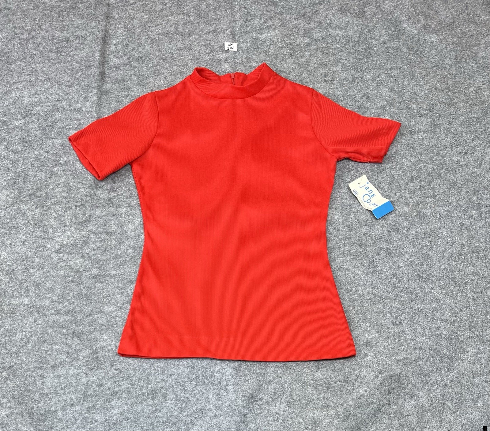Vintage Jane Colby Red Mock Turtleneck SS Ribbed Top Size S USA