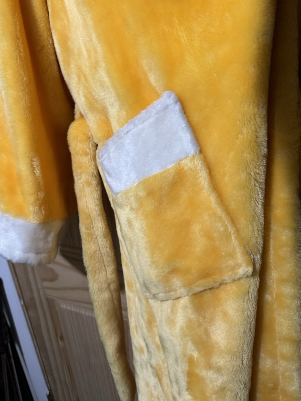 Vintage Korean Plush Faux Fur Yellow Hooded Robe Lined. Unknown Brand. Heavy