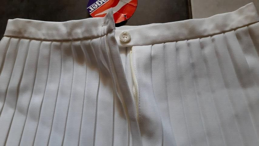 Vintage 80s SLAZENGER SportsWear White Skirt Tennis It-46 GB-14 Fr-42