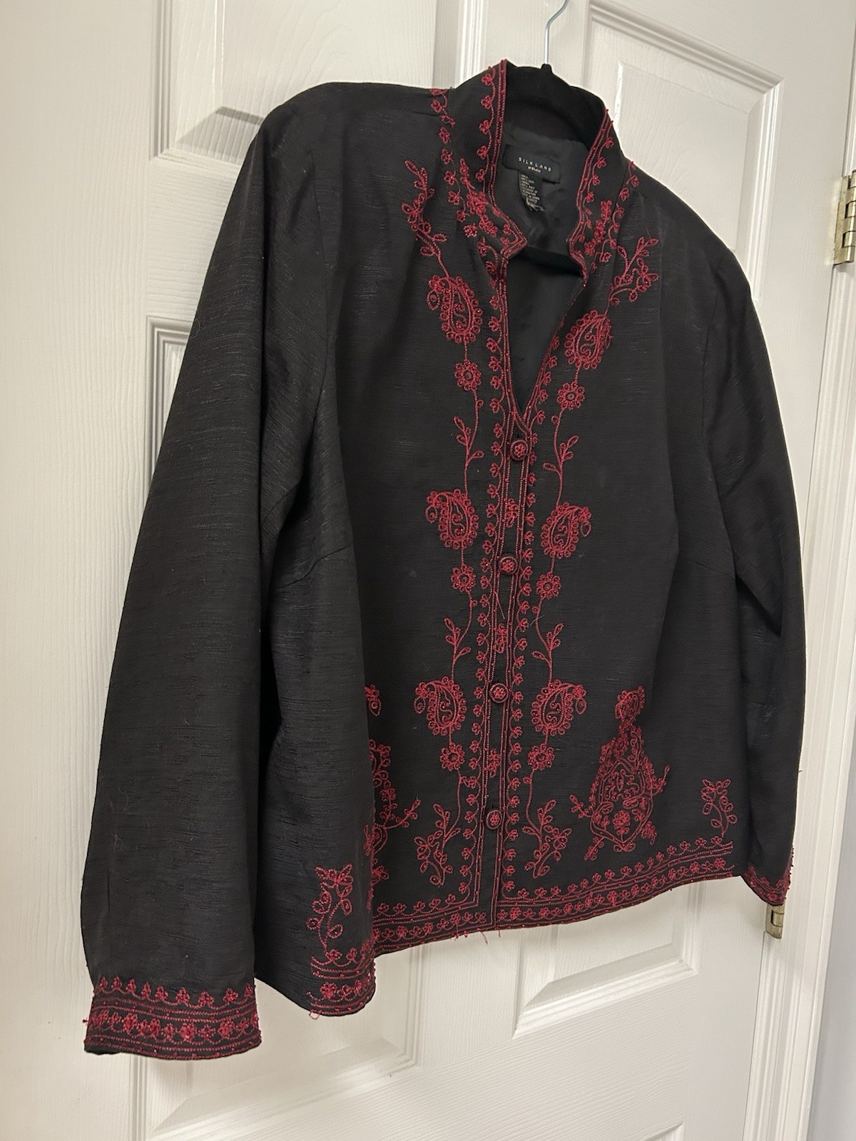 Ladies Silk Land Silk Black Size 2x-3x Jacket With Red Embroidery