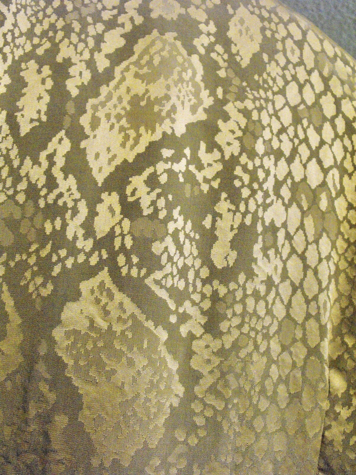 Vintage The Silk Farm Size 14 Ladies Blouse Python Print Damask 100% Silk