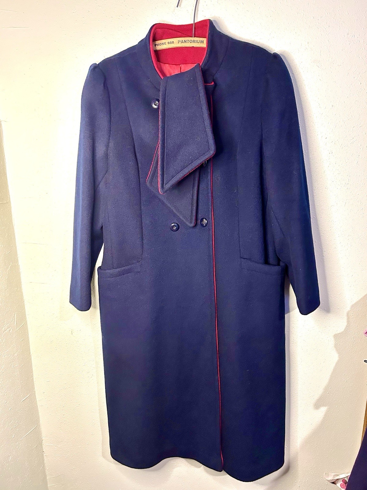 Vintage 1940s Central Park Forstmann Fabrics Wool Navy Dark Red Coat Tie Neck
