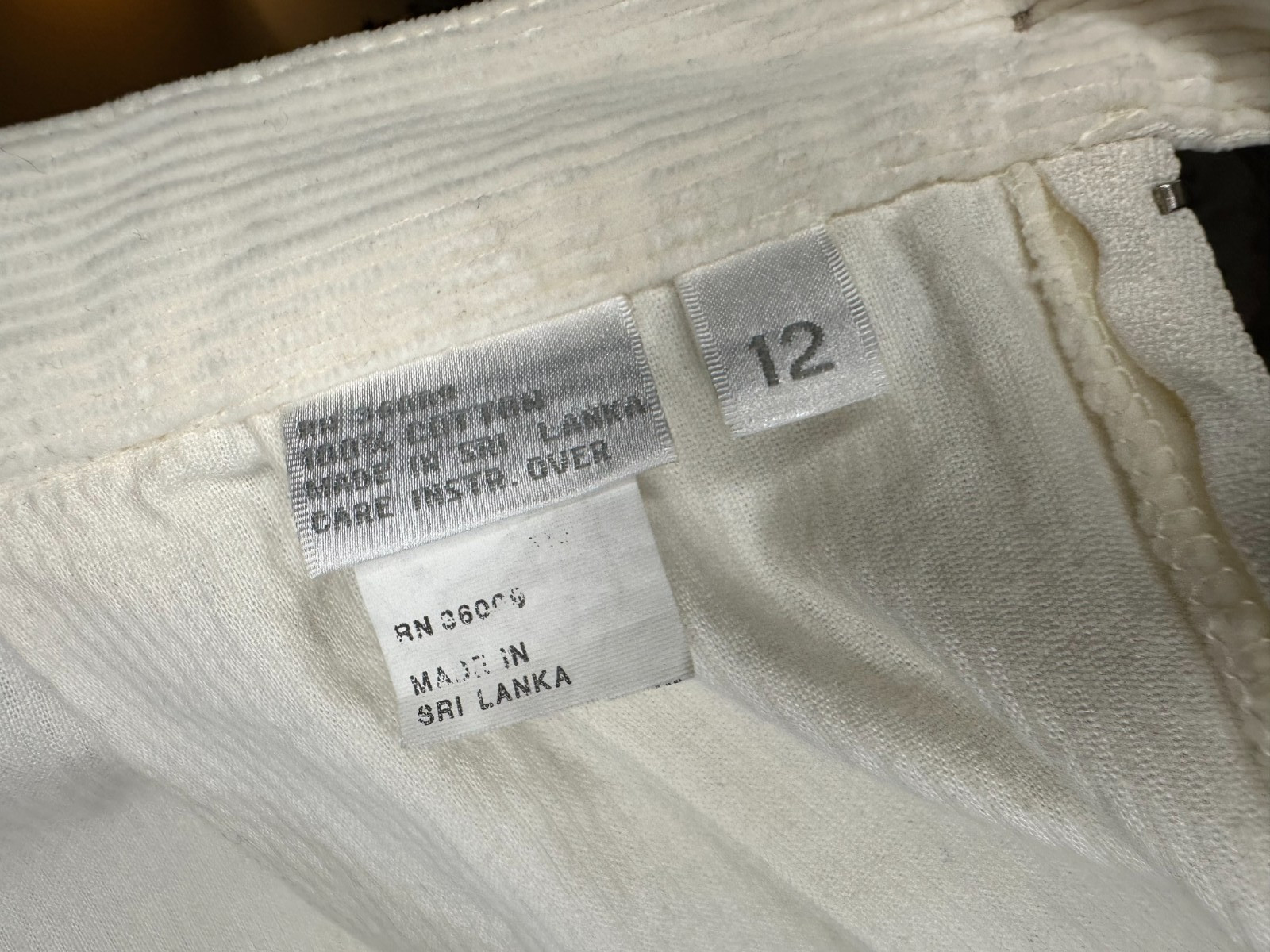 Vintage Calvin Klein Ivory Corduroy Straight Below Knee Skirt snap Slit