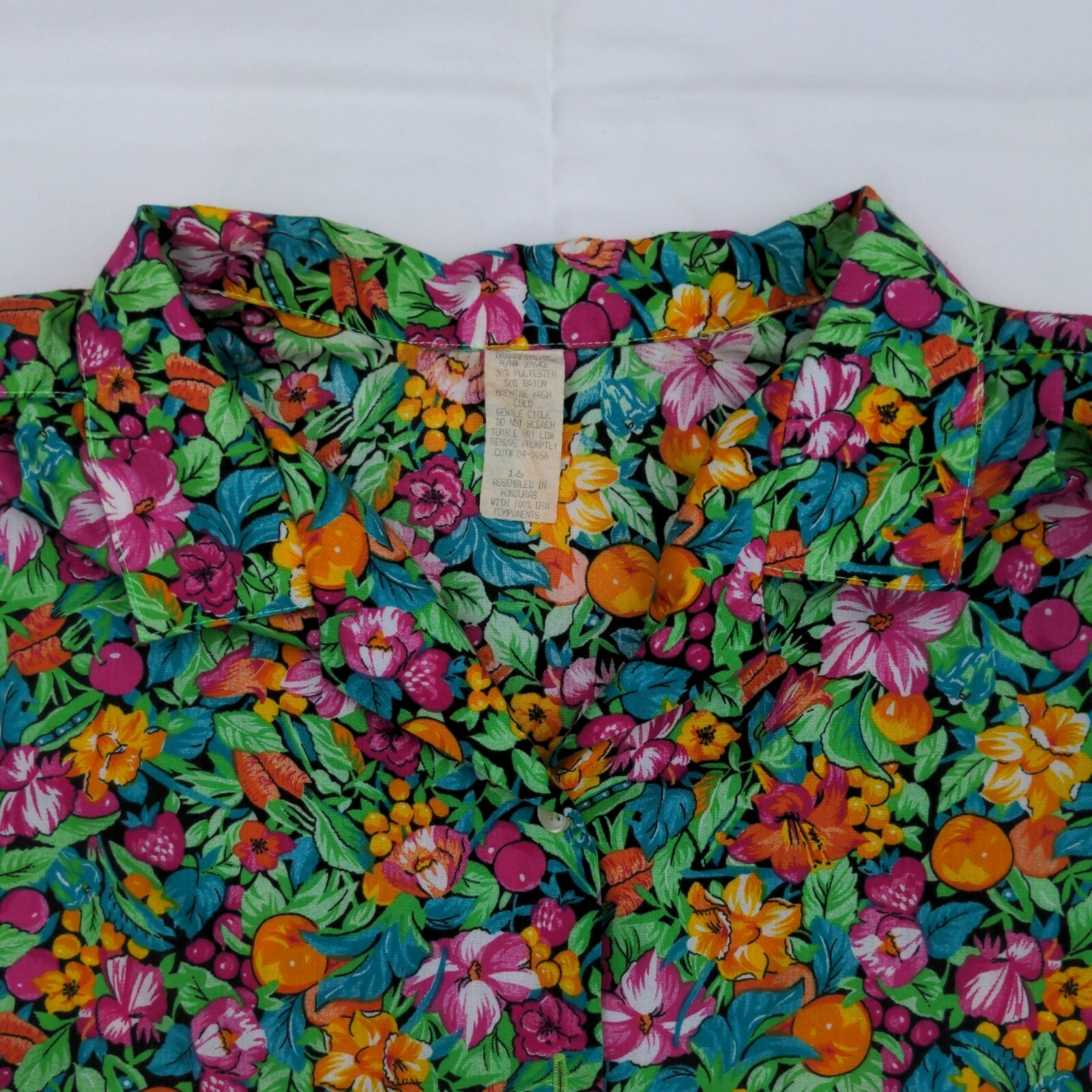 Women’s Vintage Short-sleeve Flowers/Oranges Graphic Print Button Up Shirt Sz 16