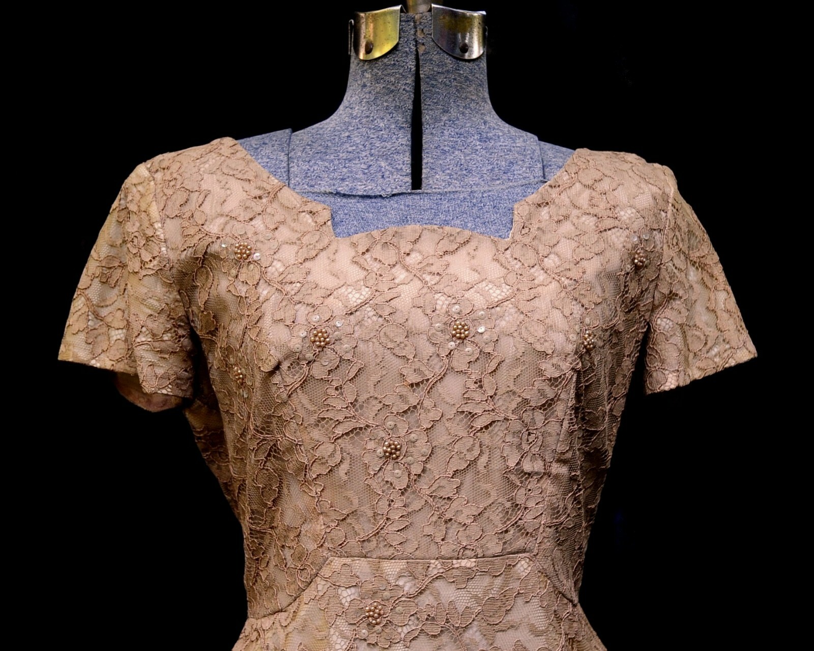 VTG 50s 60s Normal Original Sable Lace & Taffeta Party Prom Dress S/M Beading