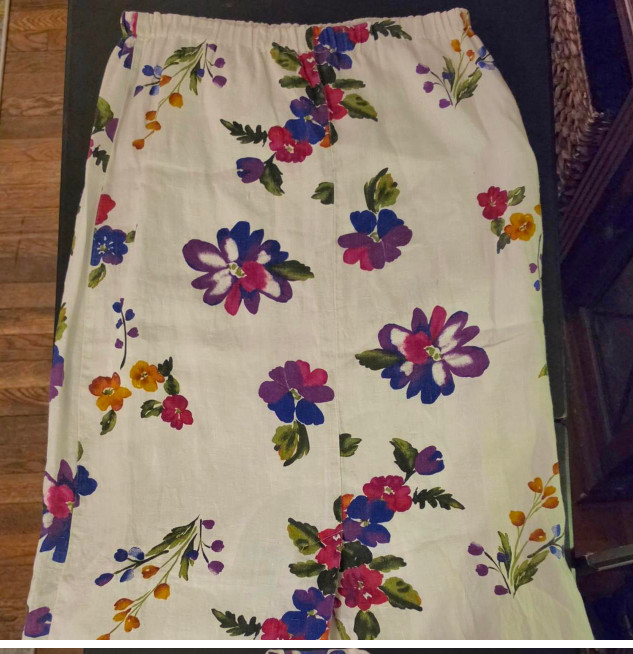 Vintage 90s Hot Cotton Floral Linen 2 Piece Matching Skirt Set M Made in the USA