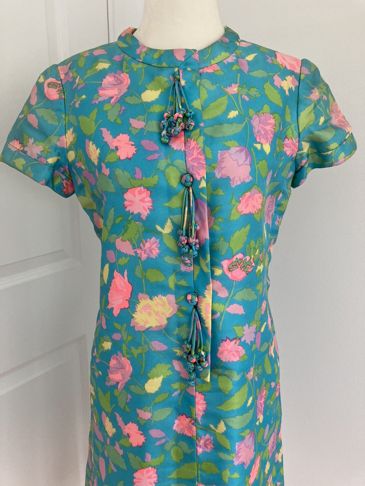 STUNNING! Vintage 60’s BERGDORF GOODMAN Silk Floral Custom Party Shift Dress 6-8