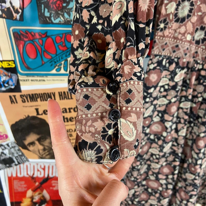 Vintage Women’s 70s Brown Floral Foxy Lady Long Sleeve Boho Western Dress Size 2