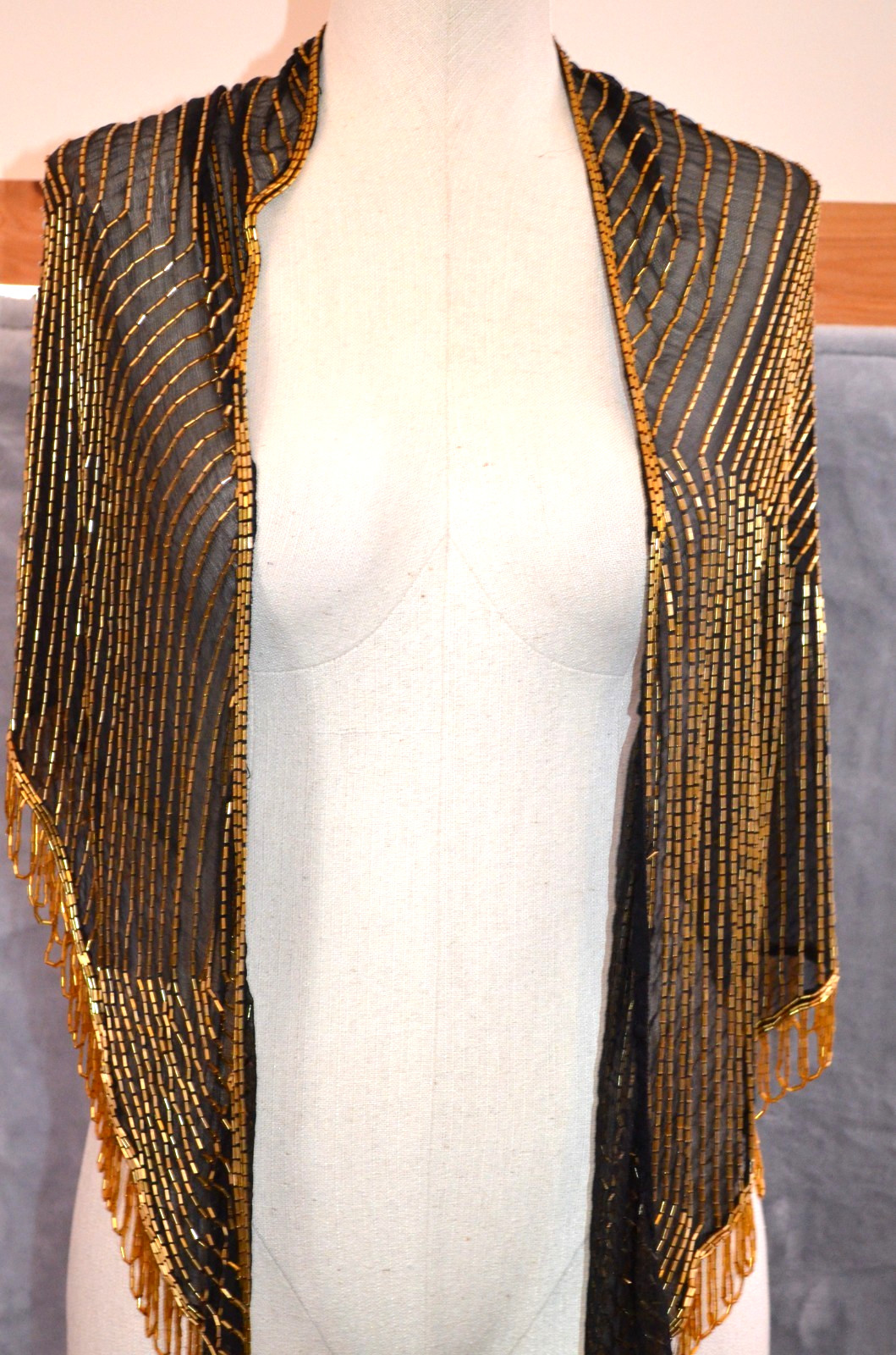 Vanna White Original Silk Bead Tube Dress Womens M w/ Shawl Black & Gold