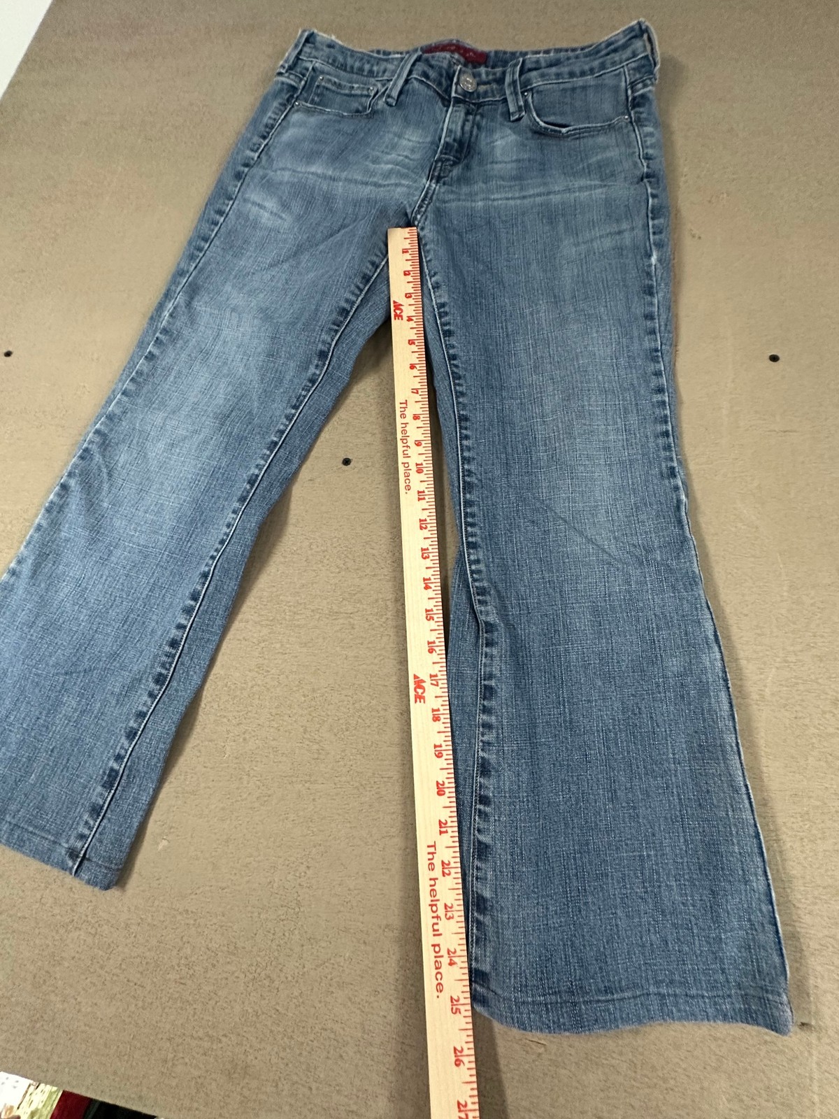 Levi’s Womens 565 Vintage Boot Cut Jeans Size 10S 30×27 Light Wash Denim