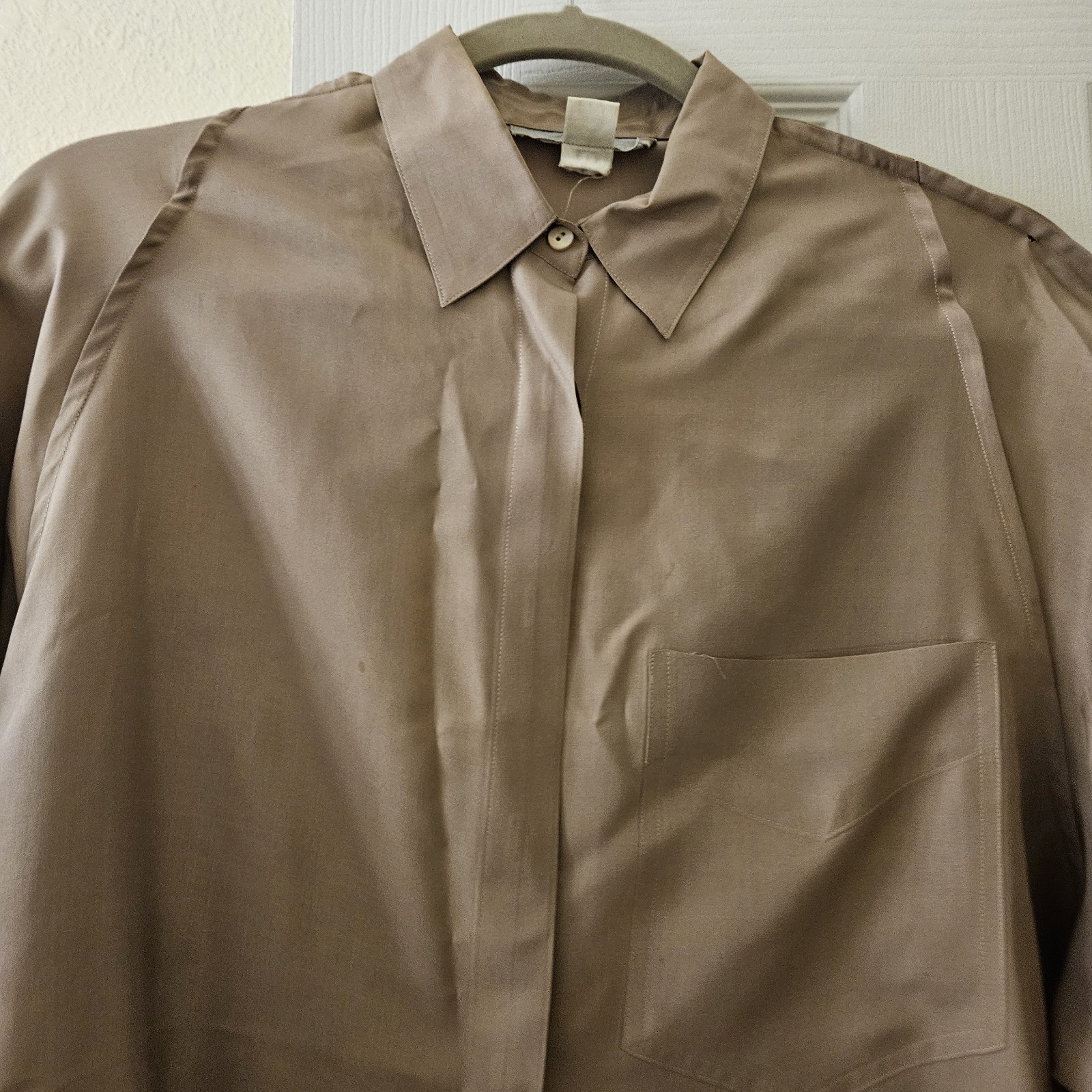 Jerry Regenbogen Vintage Office Neutral 100% Silk Button Small Flaw Shirt 10