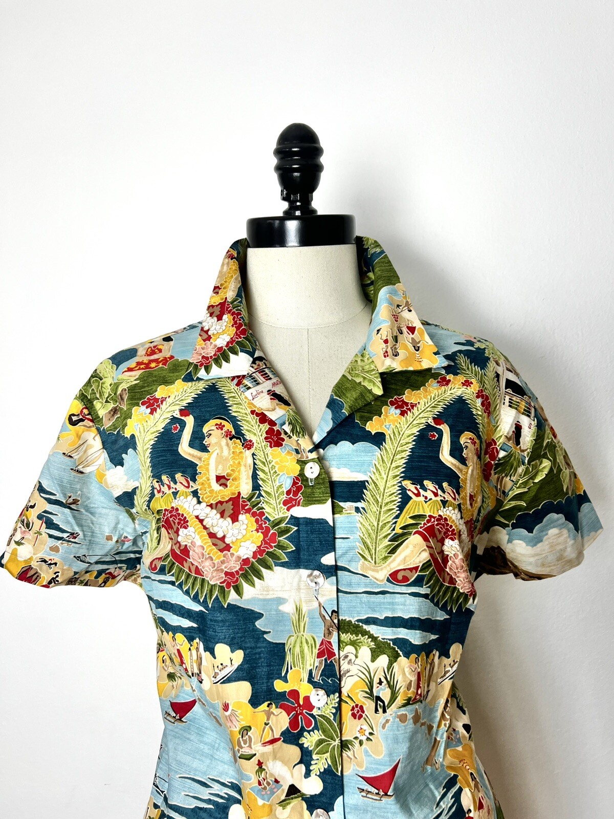 NANI Of HAWAII 90’s 90s Y2K Vintage Hawaiian Tiki Copyright Aloha Blouse Top XL
