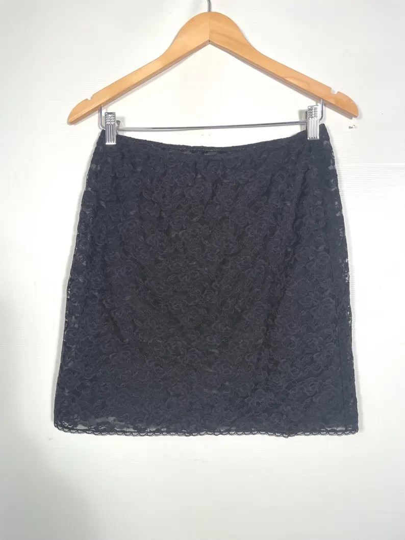 Vintage 60’s Black Lace Half Slip Made In Hollywood USA Size M