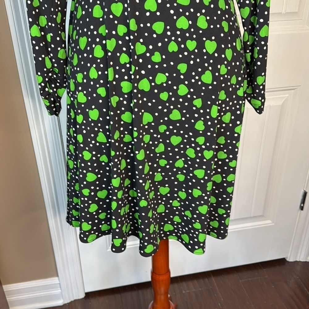 Vicky Tiel | Retro Green Heart Printed Midi Wrap Dress Size: Large