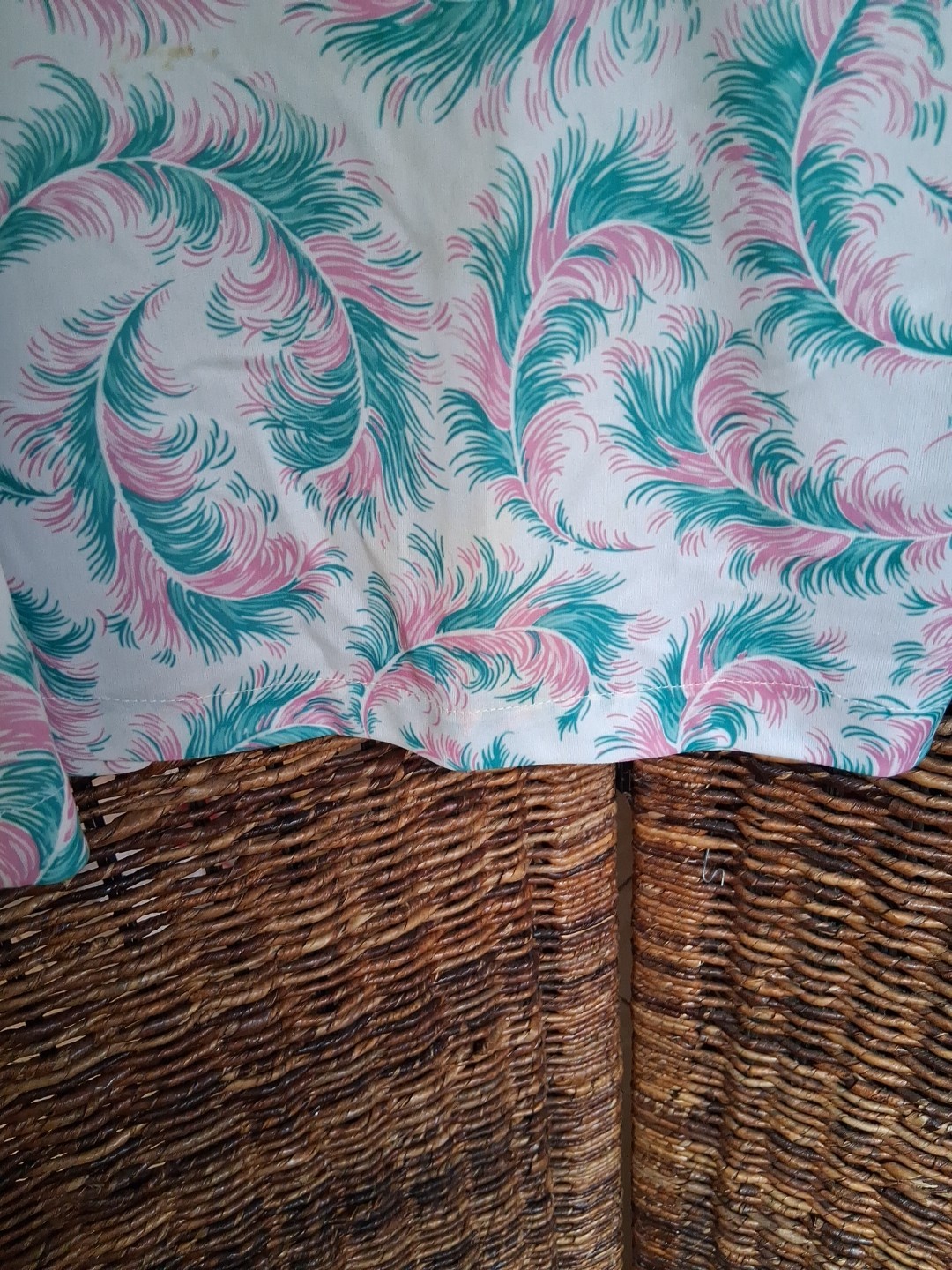 Vintage 70s Blue And Pink Paisley Feathers Med? Retro Disco Groovy Mod Unbrand