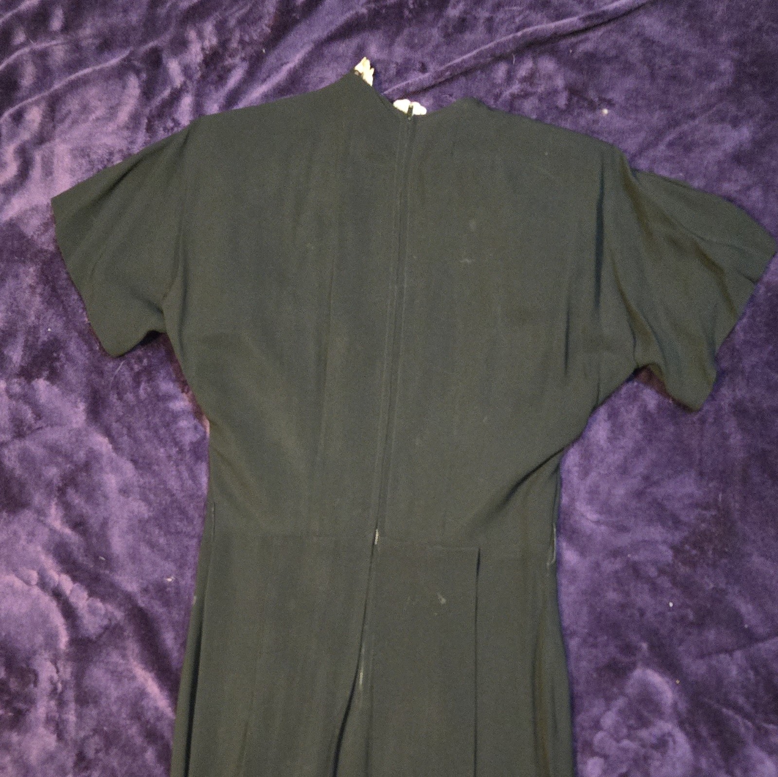 Vtg 1960s Black Crepe Cocktail Dress White Guipure Lace Yoke Metal Talon Zip S/M