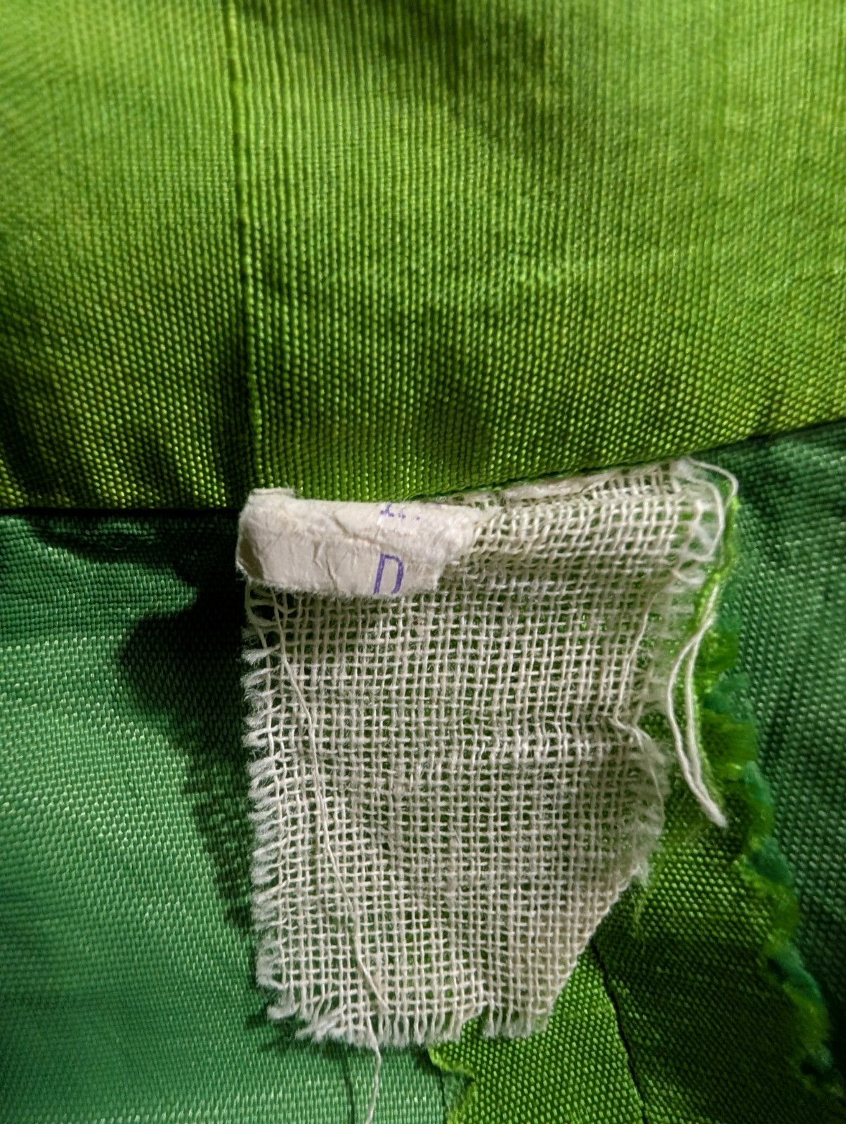 Vintage 60s 70s Chartreuse Green Silk Dupioni Pencil Skirt Mod Cocktail S 4 Or 6