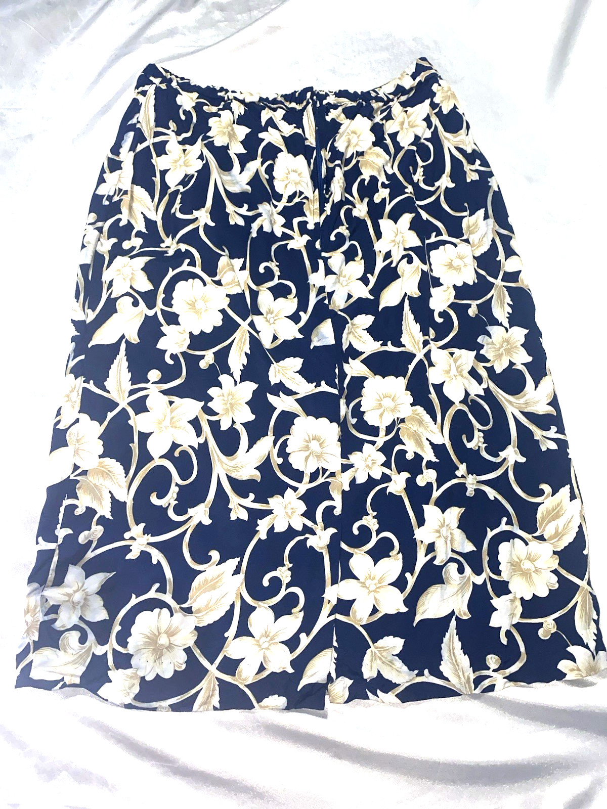 Vintage Maggy London Women’s 12 2-Piece Top And Matching Skirt