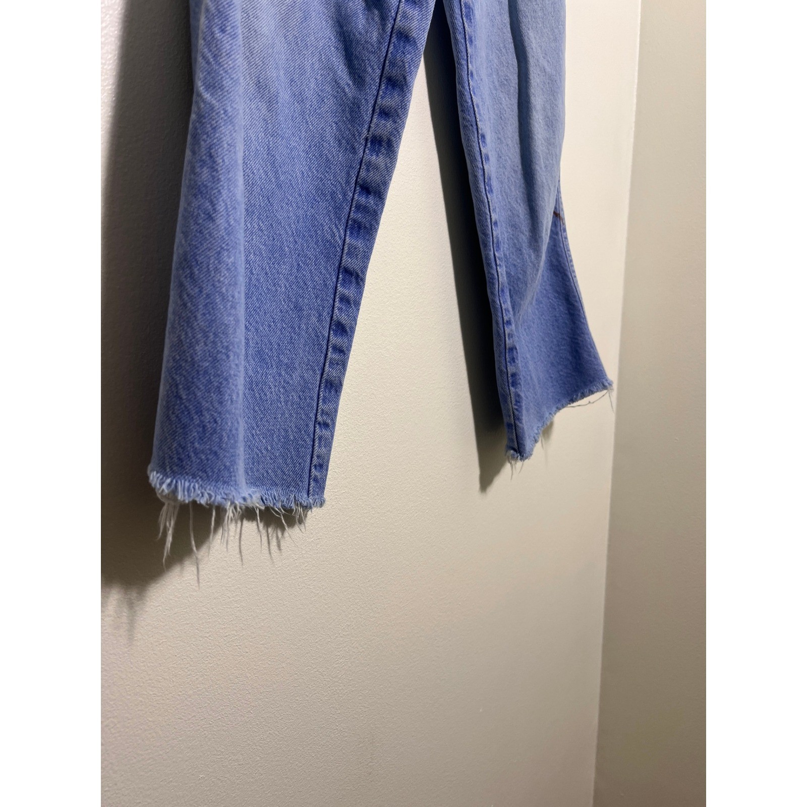 Vintage Rocky Mountain Clothing Co High Waisted Pleated Western Jeans Raw Hem
