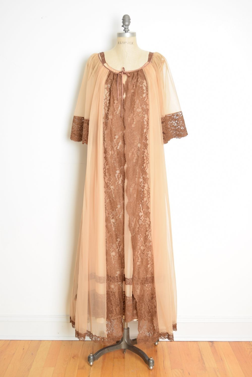 vintage 60s 2pc nightgown peignoir set chiffon lace Jenelle lingerie robe M