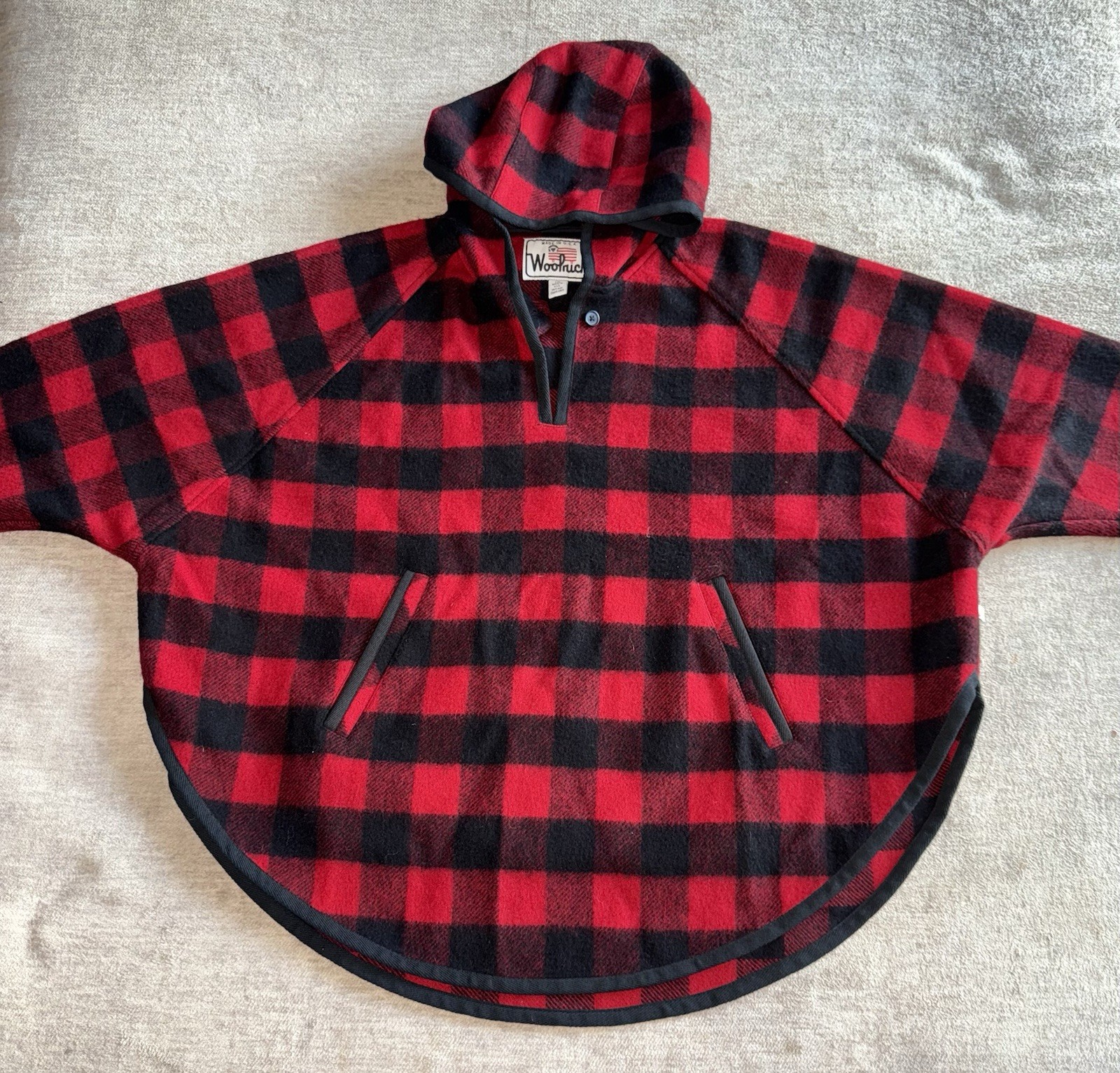 Vintage Women’s Woolrich Red Riding Hood Cape Shawl Made In USA Size L